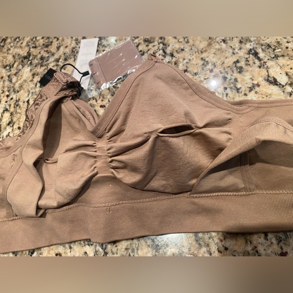 Kindred Bravely NWT Sublime Hands Free Pumping and Nursing Bra - Picture 6 of 6